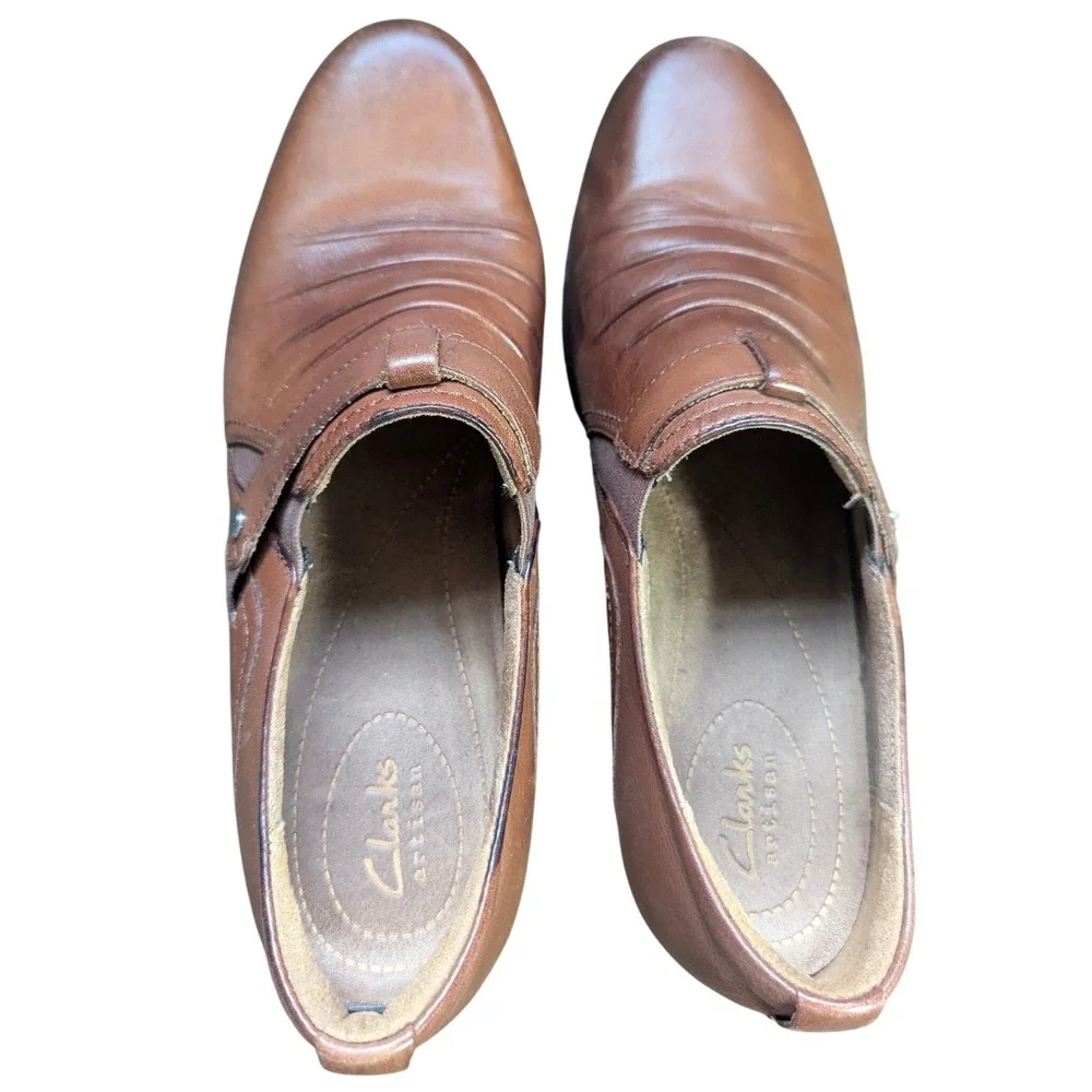 Clarks Artisan Leather Shooties Womens 9 Brown Slip On‎ Block Heel 60587364
